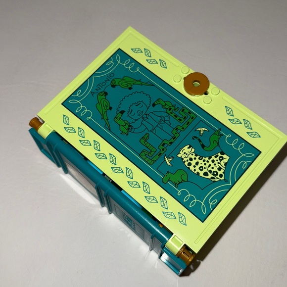 LEGO Disney Encanto Antonio’s Magical Door Storybook - Picture 1 of 8